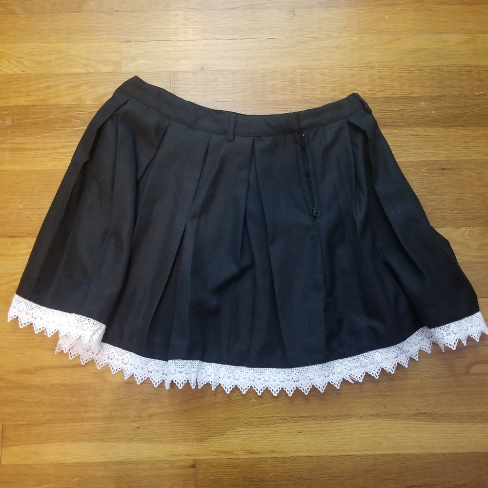 Hot Topic Skirt with Frills